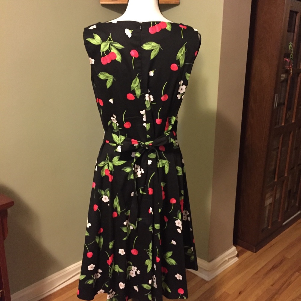 Retro fit-and-flare dress with fun cherry print 🍒 - Picture 5 of 8